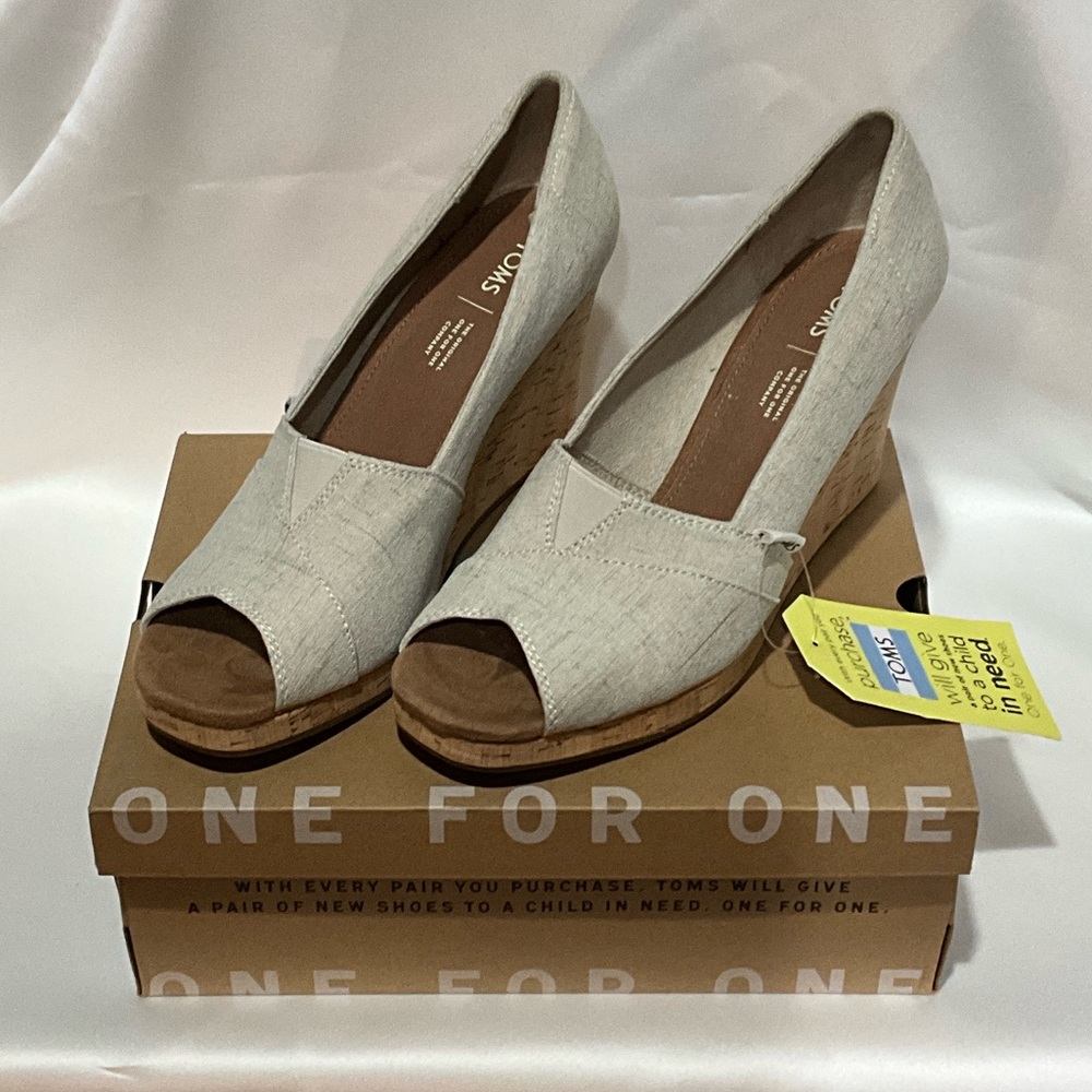 TOMS Women's Tan Cork Wedge Shoes